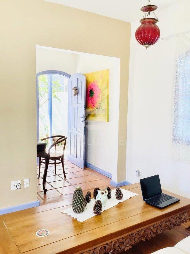 Casa com 2 dormitórios à venda, 246 m² por R$ 900.000 - Cascatinha - Nova Friburgo - RJ Rua Francisco de Almeida Sobrinho Nova Friburgo - 