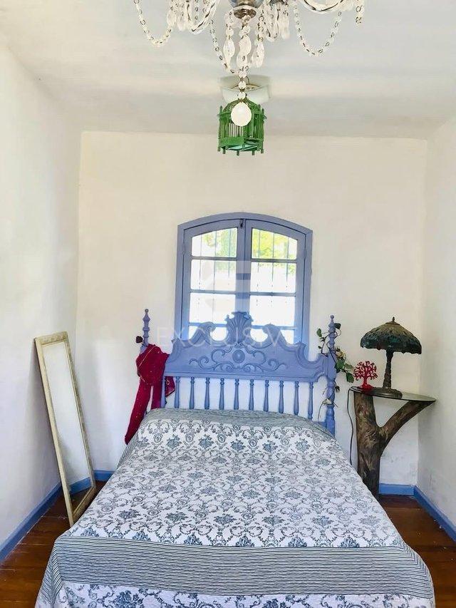 Casa com 2 dormitórios à venda, 246 m² por R$ 900.000 - Cascatinha - Nova Friburgo - RJ Rua Francisco de Almeida Sobrinho Nova Friburgo - 