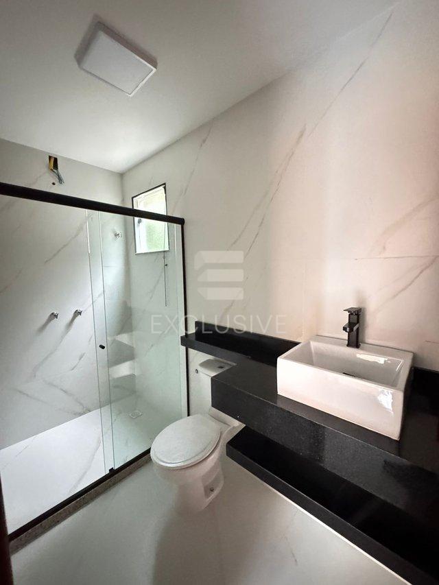 EXCELENTES CASAS  A VENDA E LOCAÇÃO COM 3 SUITES EM CONDOMINIO FECHADO NAS BRAUNES - NF  Nova Friburgo - 