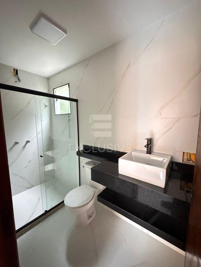 EXCELENTES CASAS  A VENDA E LOCAÇÃO COM 3 SUITES EM CONDOMINIO FECHADO NAS BRAUNES - NF  Nova Friburgo - 