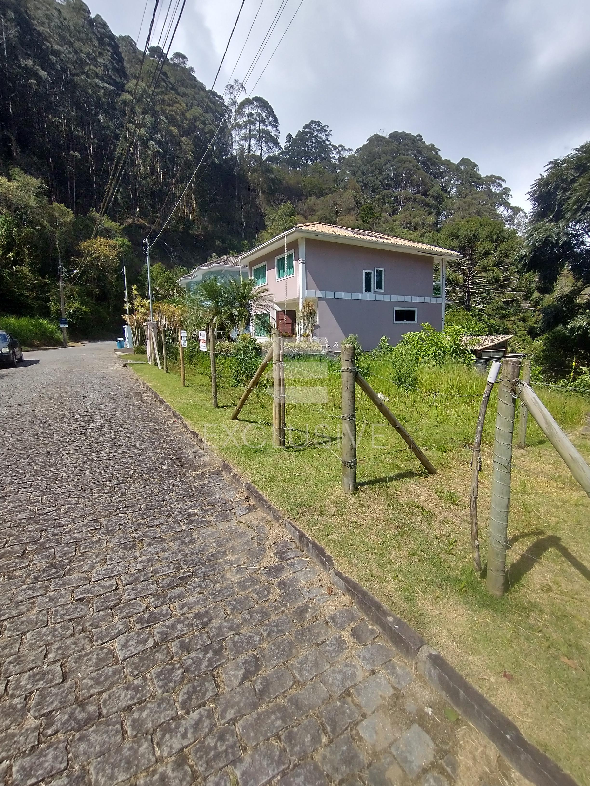 Terreno &agrave; venda, 366,25 m&sup2; por R$ 260.000 - C&ocirc;nego - Nova Friburgo/RJ Rua Regina de Azevedo Nova Friburgo - 
