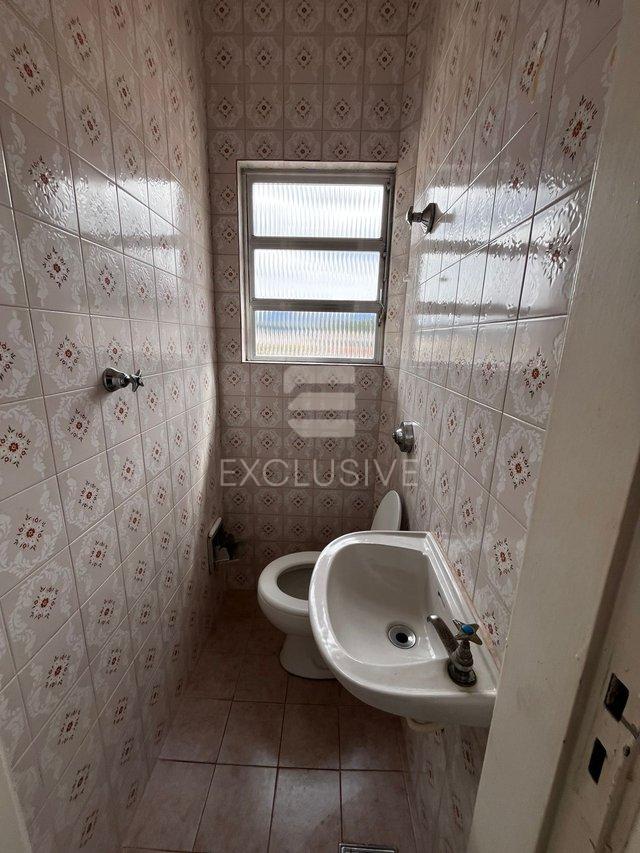 EXCELENTE COBERTURA LOCAÇÃO 3 QUARTOS - R$2.500,00 NO CENTRO - NOVA FRIBURGO  Nova Friburgo - 