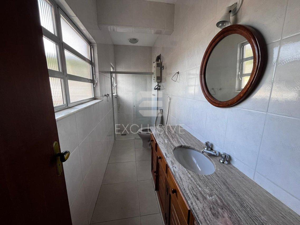 EXCELENTE COBERTURA LOCAÇÃO 3 QUARTOS - R$2.500,00 NO CENTRO - NOVA FRIBURGO  Nova Friburgo - 