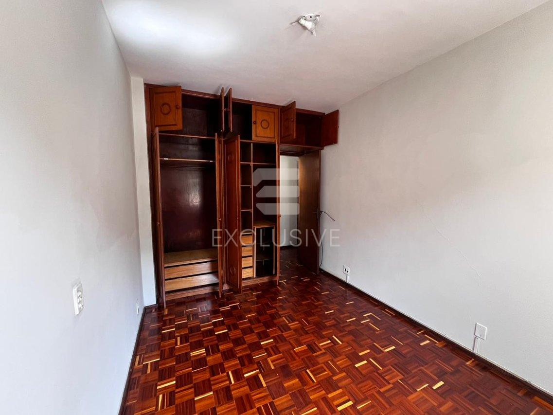 EXCELENTE COBERTURA LOCAÇÃO 3 QUARTOS - R$2.500,00 NO CENTRO - NOVA FRIBURGO  Nova Friburgo - 