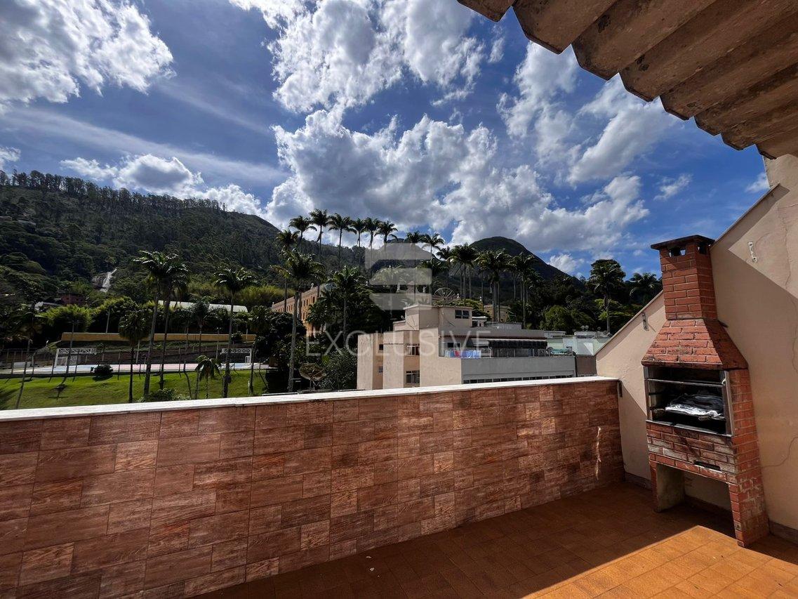 EXCELENTE COBERTURA LOCAÇÃO 3 QUARTOS - R$2.500,00 NO CENTRO - NOVA FRIBURGO  Nova Friburgo - 