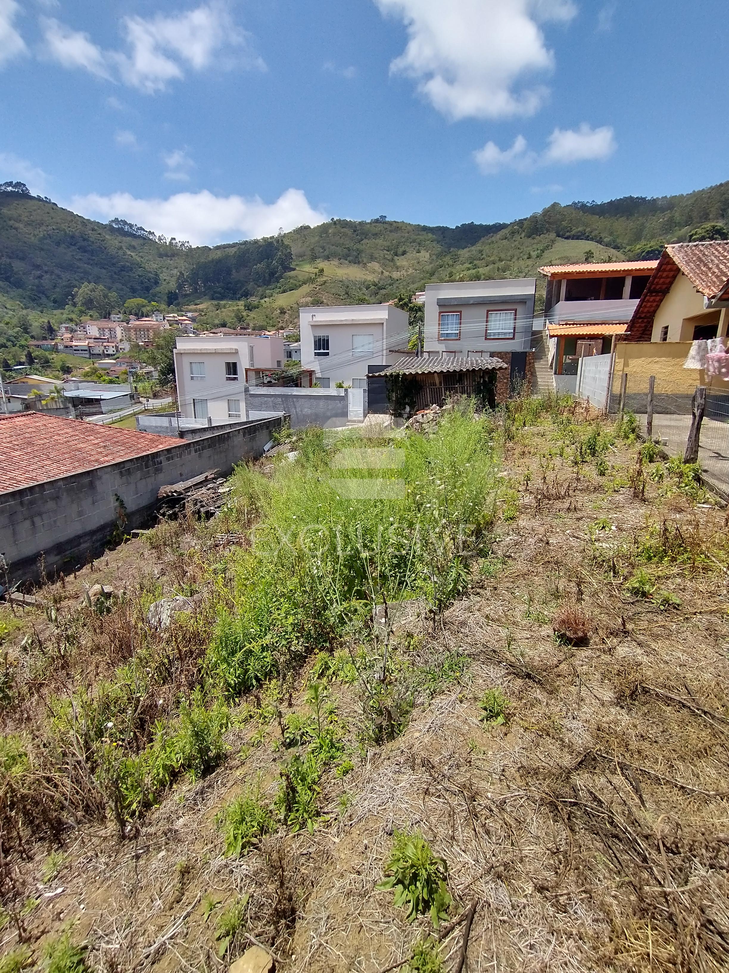 Terreno &agrave; venda, 303,88 m&sup2; por R$ 280.000 - S&iacute;tio S&atilde;o Luiz - Nova Friburgo-RJ Estrada Mário Antônio Thurler Nova Friburgo - 