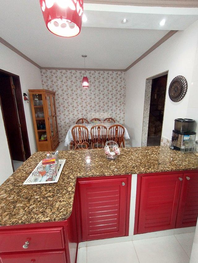 Casa com 3 dormit&oacute;rios &agrave; venda, 126 m&sup2; por R$ 250.000 - Nova Su&iacute;&ccedil;a - Nova Friburgo - RJ  Nova Friburgo - 