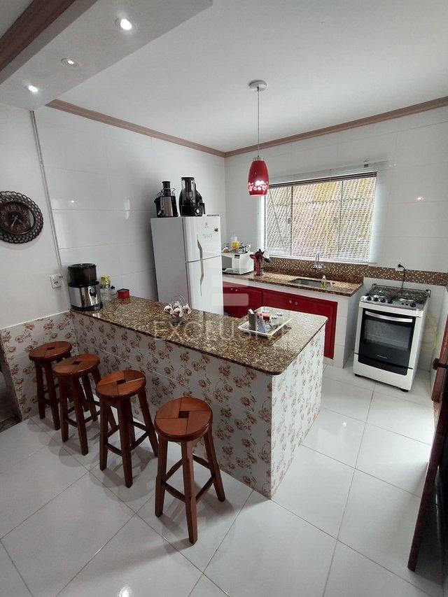 Casa com 3 dormit&oacute;rios &agrave; venda, 126 m&sup2; por R$ 250.000 - Nova Su&iacute;&ccedil;a - Nova Friburgo - RJ  Nova Friburgo - 