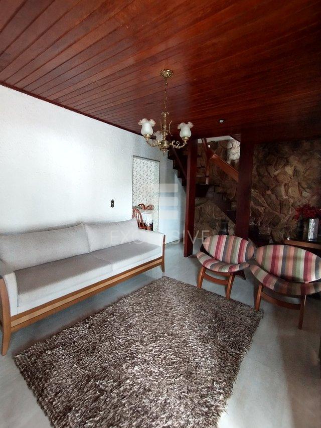 Casa com 3 dormit&oacute;rios &agrave; venda, 126 m&sup2; por R$ 250.000 - Nova Su&iacute;&ccedil;a - Nova Friburgo - RJ  Nova Friburgo - 