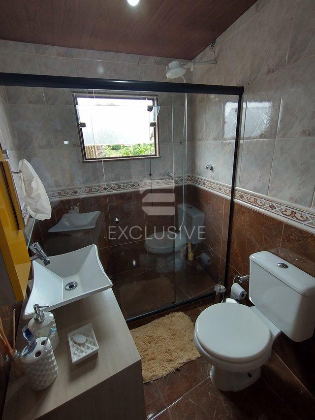 Casa com 3 dormit&oacute;rios &agrave; venda, 126 m&sup2; por R$ 250.000 - Nova Su&iacute;&ccedil;a - Nova Friburgo - RJ  Nova Friburgo - 