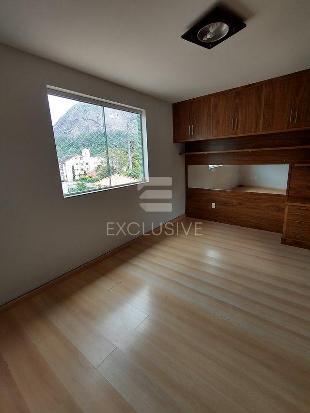 Apartamento com 3 dormit&oacute;rios Loca&ccedil;&atilde;o, 105m&sup2; por R$ 2.200,00 - C&ocirc;nego - Nova Friburgo - RJ Rua Dom João VI Nova Friburgo - 