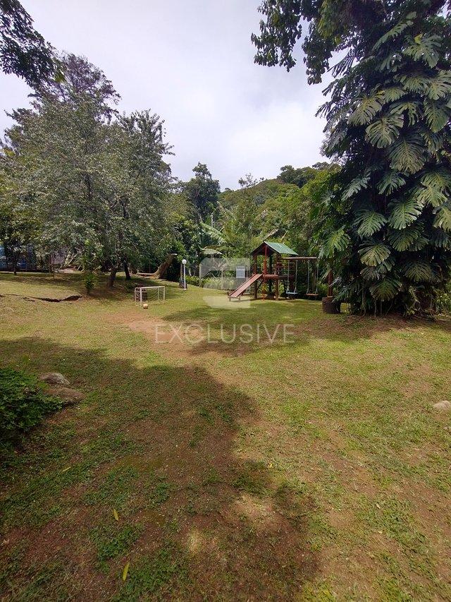 Apartamento com 3 dormit&oacute;rios Loca&ccedil;&atilde;o, 105m&sup2; por R$ 2.200,00 - C&ocirc;nego - Nova Friburgo - RJ Rua Dom João VI Nova Friburgo - 