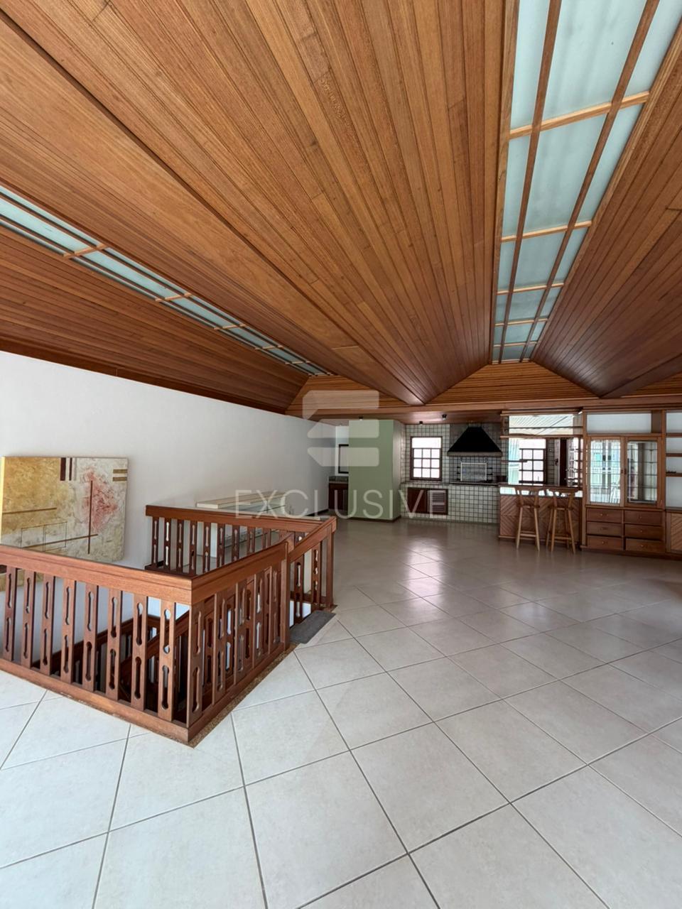 EXCELENTE CASA PARA LOCA&Ccedil;&Atilde;O RESIDENCIAL E COMERCIAL - CENTRO - NOVA FRIBURGO  Nova Friburgo - 