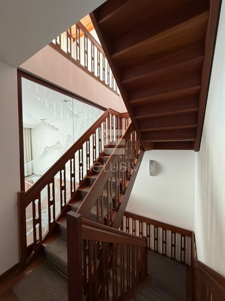 EXCELENTE CASA PARA LOCA&Ccedil;&Atilde;O RESIDENCIAL E COMERCIAL - CENTRO - NOVA FRIBURGO  Nova Friburgo - 