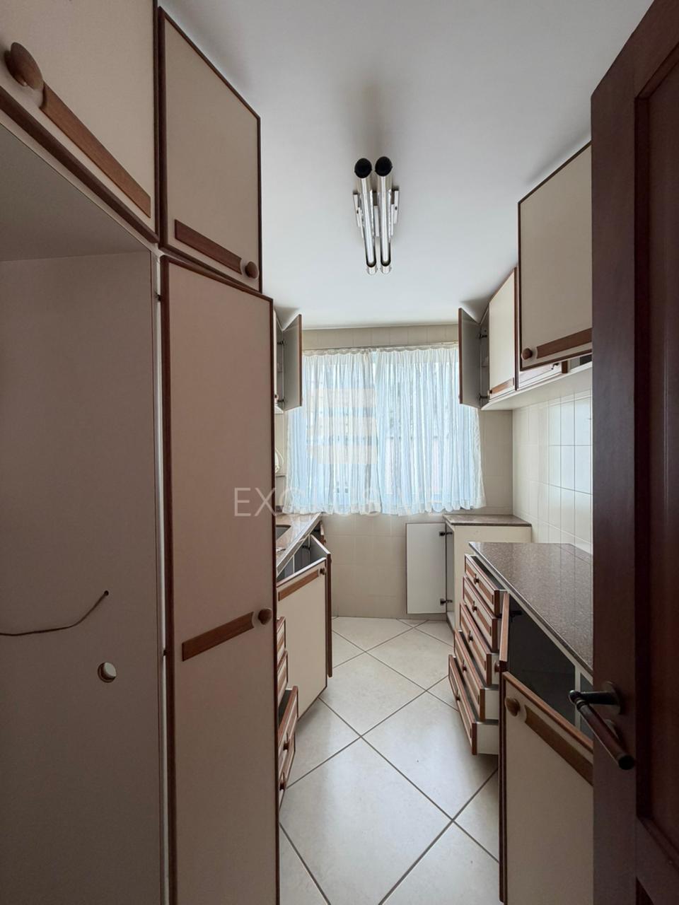 EXCELENTE CASA PARA LOCA&Ccedil;&Atilde;O RESIDENCIAL E COMERCIAL - CENTRO - NOVA FRIBURGO  Nova Friburgo - 