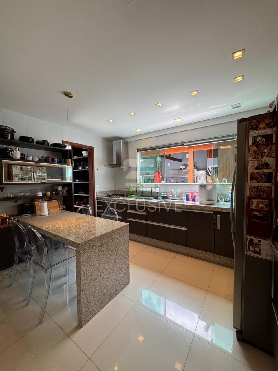 Casa com 3 dormit&oacute;rios &agrave; venda, 237 m&sup2; por R$ 1.700.000,00 - C&ocirc;nego - Nova Friburgo/RJ  Nova Friburgo - 