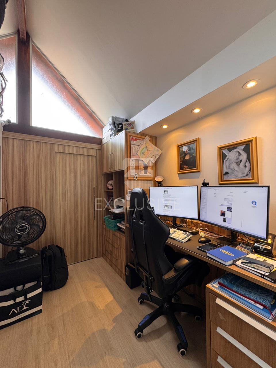 Casa com 3 dormit&oacute;rios &agrave; venda, 237 m&sup2; por R$ 1.700.000,00 - C&ocirc;nego - Nova Friburgo/RJ  Nova Friburgo - 