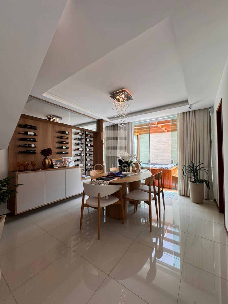 Casa com 3 dormit&oacute;rios &agrave; venda, 237 m&sup2; por R$ 1.700.000,00 - C&ocirc;nego - Nova Friburgo/RJ  Nova Friburgo - 