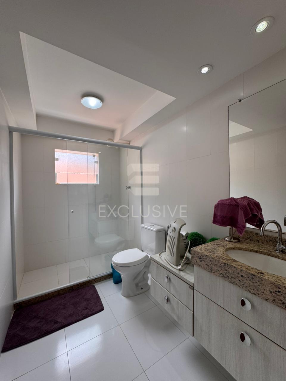 Casa com 3 dormit&oacute;rios &agrave; venda, 237 m&sup2; por R$ 1.700.000,00 - C&ocirc;nego - Nova Friburgo/RJ  Nova Friburgo - 