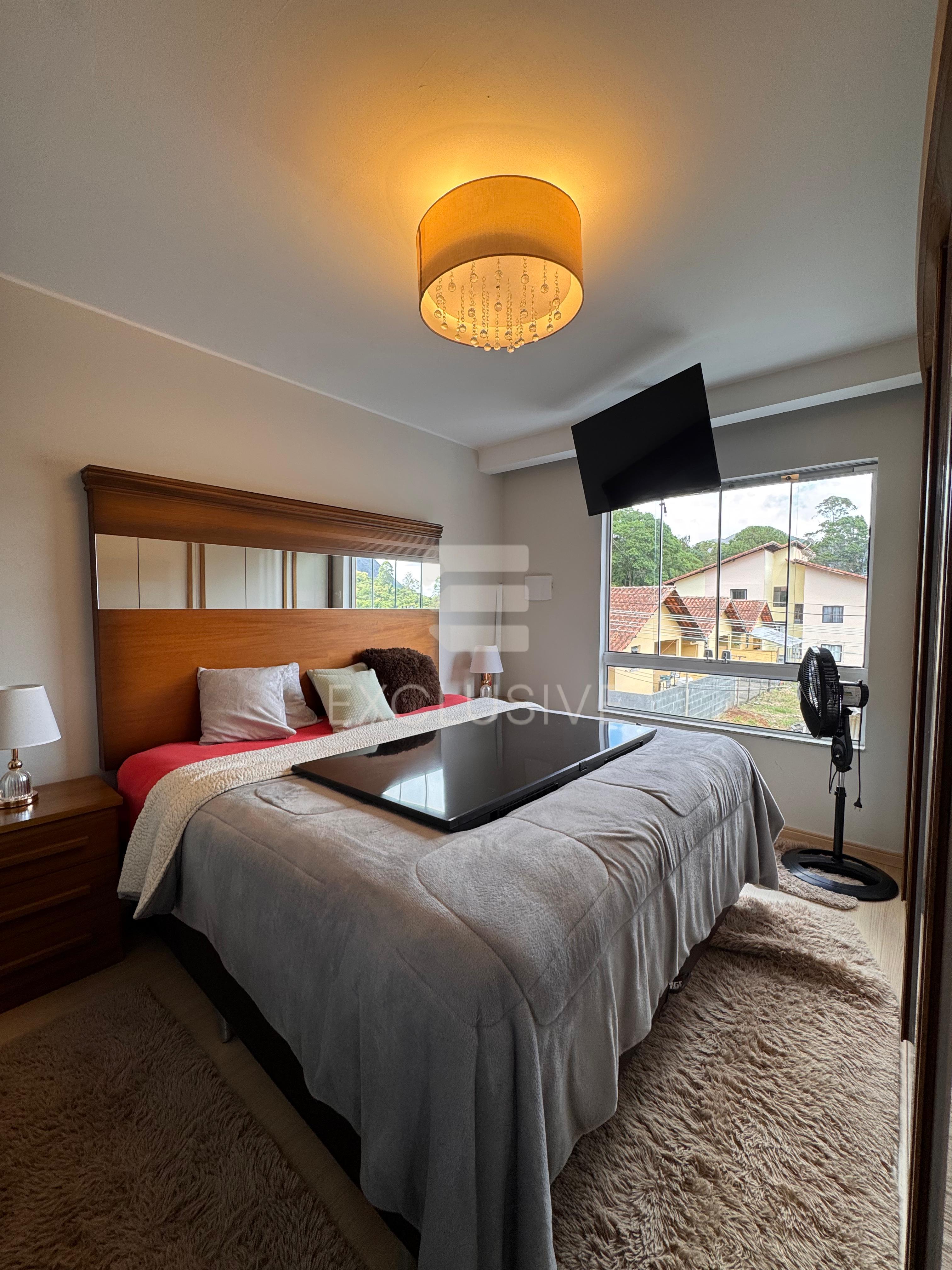 Casa com 2 dormit&oacute;rios &agrave; venda, 66 m&sup2; por R$ 590.000 - Sitio S&atilde;o Luiz - Nova Friburgo - RJ Estrada Mário Antônio Thurler Nova Friburgo - 