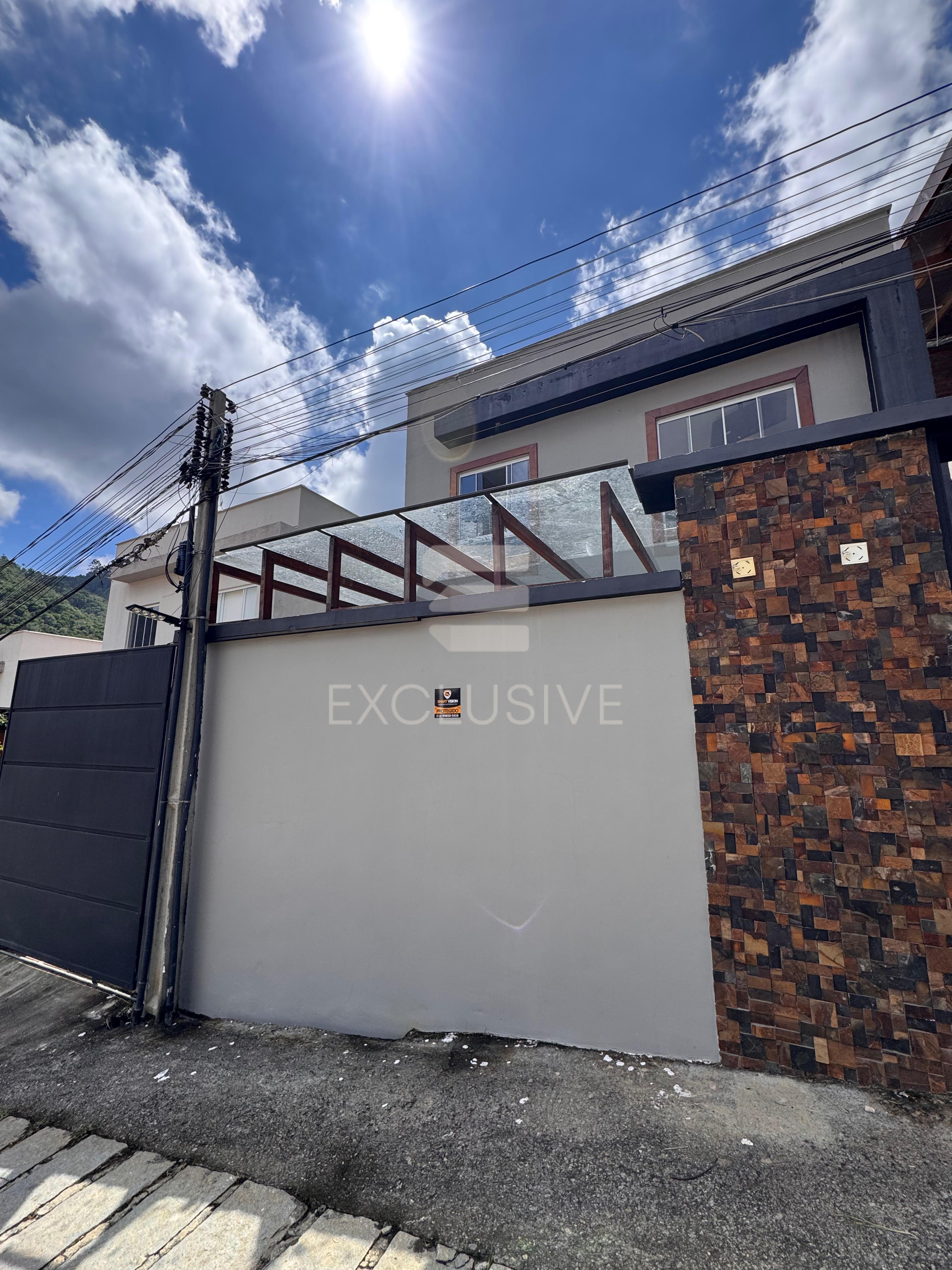 Casa com 2 dormit&oacute;rios &agrave; venda, 66 m&sup2; por R$ 590.000 - Sitio S&atilde;o Luiz - Nova Friburgo - RJ Estrada Mário Antônio Thurler Nova Friburgo - 