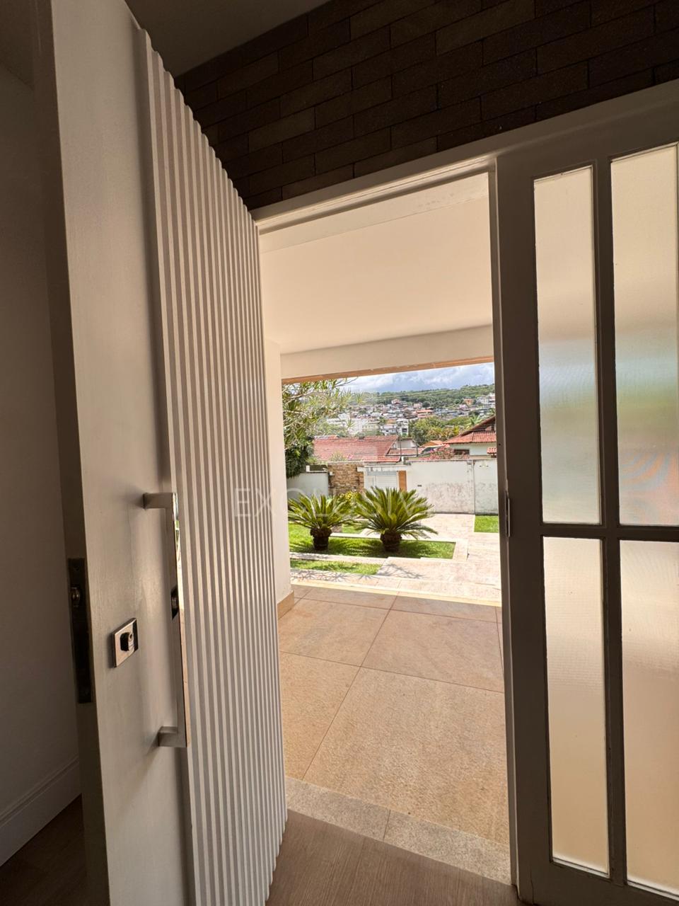 Excelente casa com 4 dormit&oacute;rios &agrave; venda, 290 m&sup2; por R$ 1.780.000,00- Parque S&atilde;o Clemente  Nova Friburgo - 