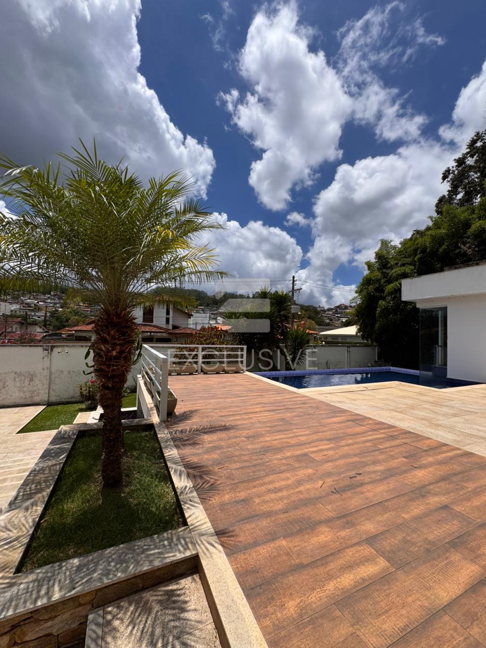 Excelente casa com 4 dormit&oacute;rios &agrave; venda, 290 m&sup2; por R$ 1.780.000,00- Parque S&atilde;o Clemente  Nova Friburgo - 