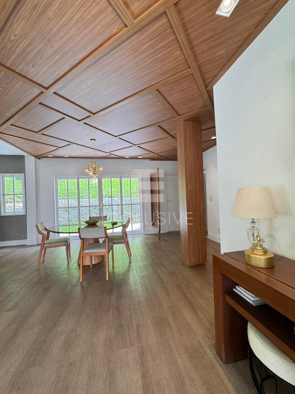 Excelente casa com 4 dormit&oacute;rios &agrave; venda, 290 m&sup2; por R$ 1.780.000,00- Parque S&atilde;o Clemente  Nova Friburgo - 