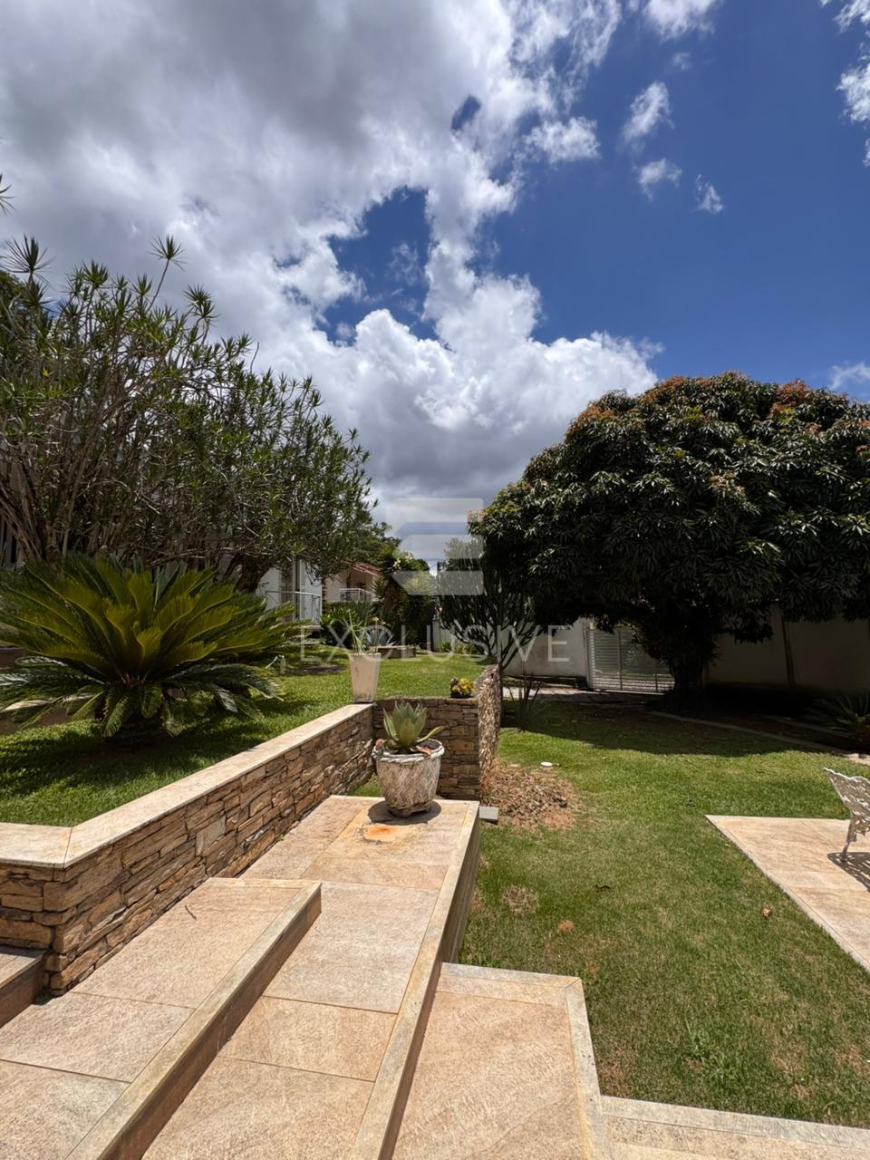 Excelente casa com 4 dormit&oacute;rios &agrave; venda, 290 m&sup2; por R$ 1.780.000,00- Parque S&atilde;o Clemente  Nova Friburgo - 