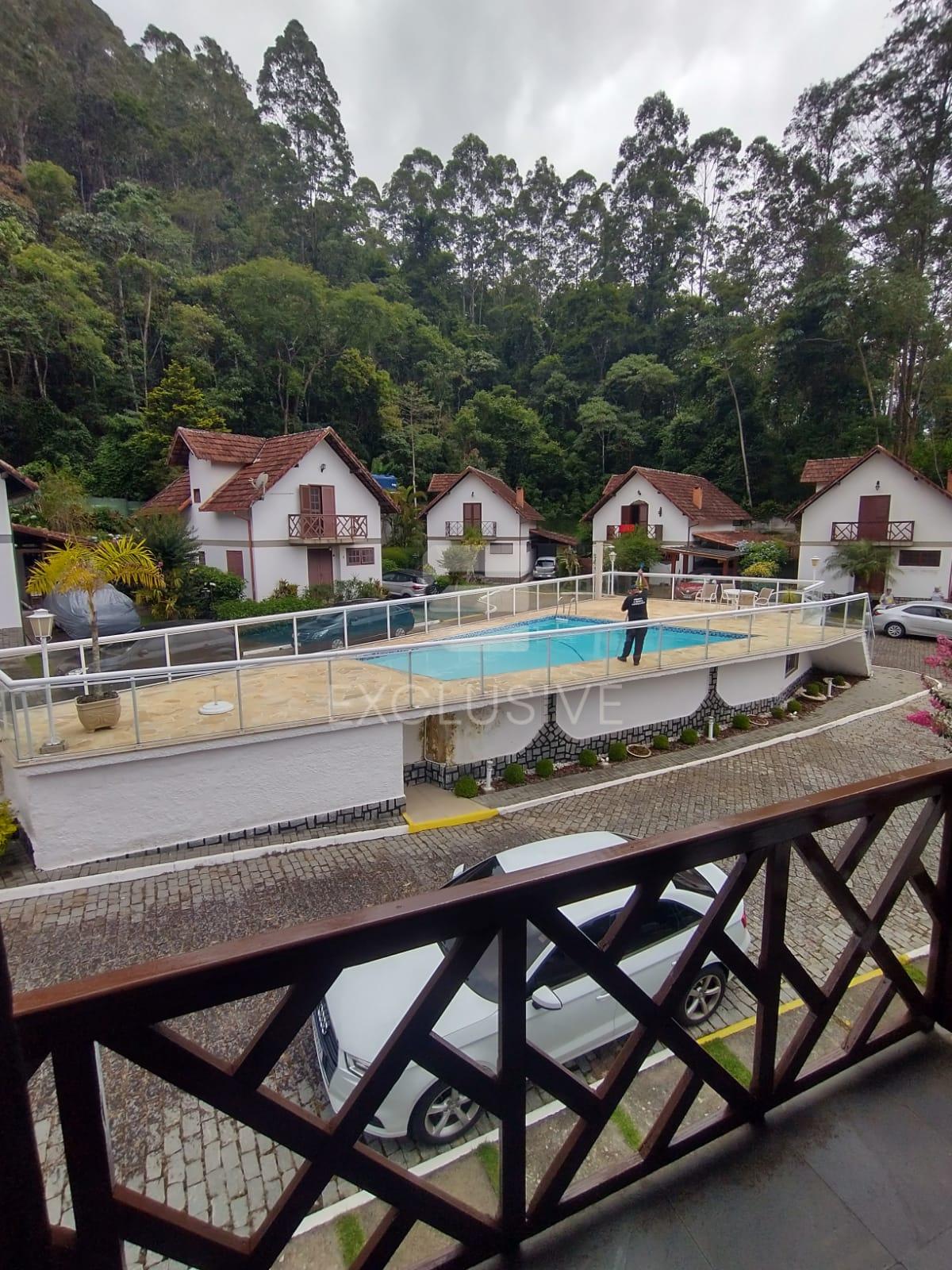 Casa com 3 dormit&oacute;rios &agrave; venda, 98 m&sup2; por R$ 680.000 - C&ocirc;nego - Nova Friburgo - RJ  Nova Friburgo - 