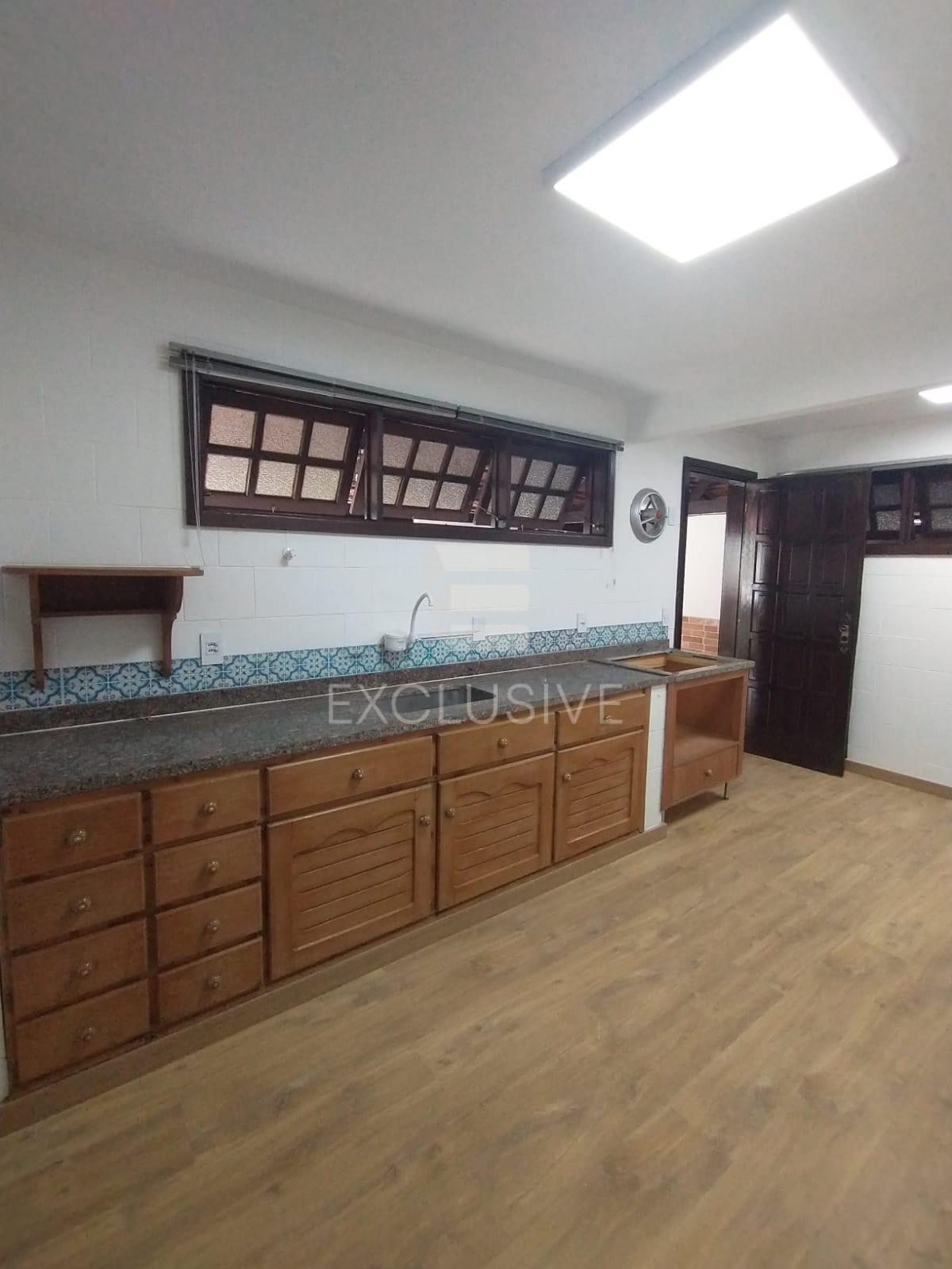 Casa com 3 dormit&oacute;rios &agrave; venda, 98 m&sup2; por R$ 680.000 - C&ocirc;nego - Nova Friburgo - RJ  Nova Friburgo - 