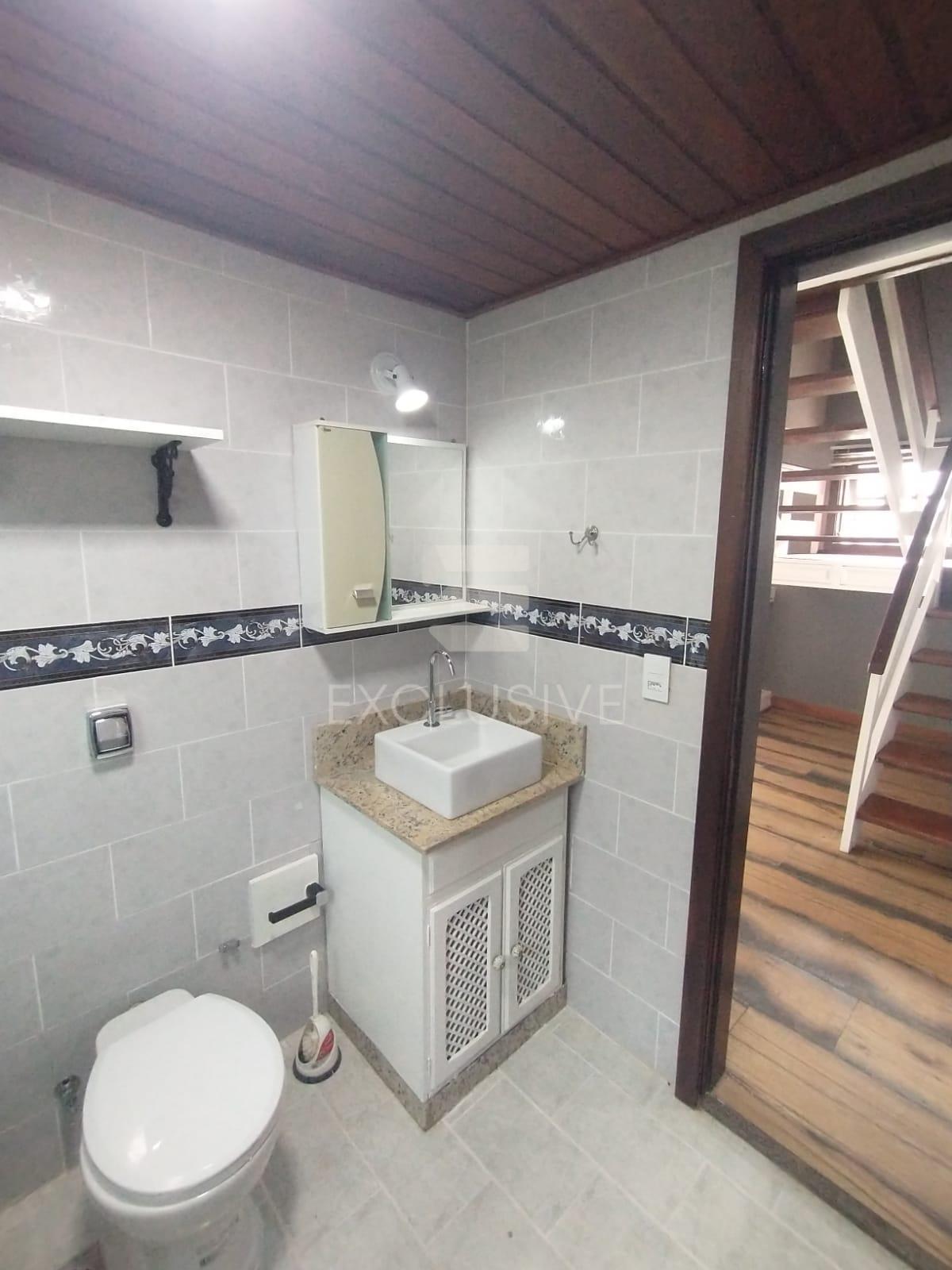Casa com 3 dormit&oacute;rios &agrave; venda, 98 m&sup2; por R$ 680.000 - C&ocirc;nego - Nova Friburgo - RJ  Nova Friburgo - 