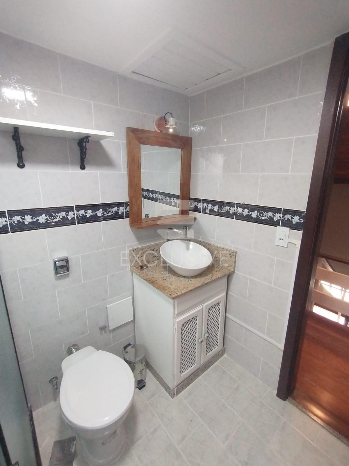Casa com 3 dormit&oacute;rios &agrave; venda, 98 m&sup2; por R$ 680.000 - C&ocirc;nego - Nova Friburgo - RJ  Nova Friburgo - 