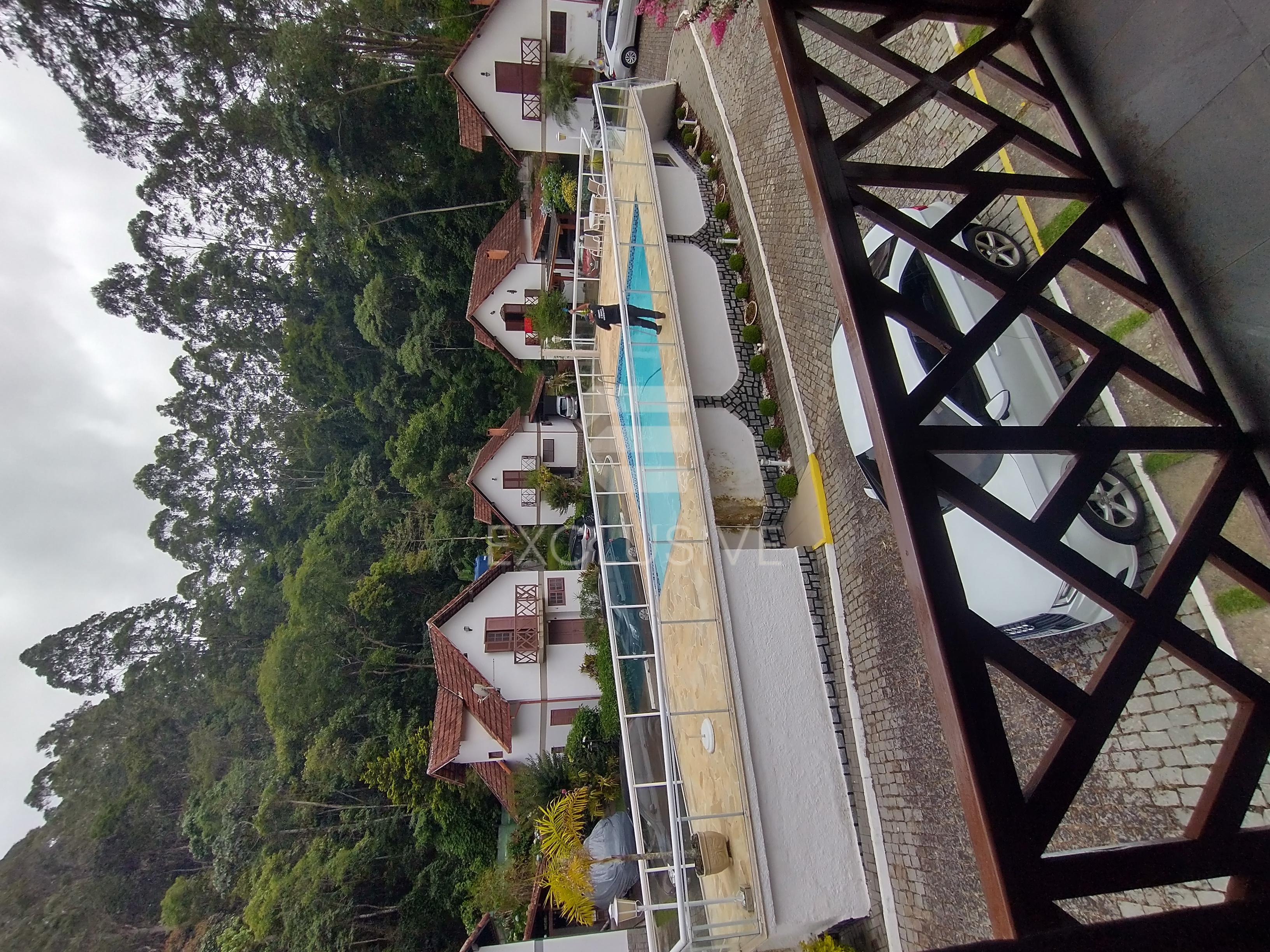 Casa com 3 dormit&oacute;rios &agrave; venda, 98 m&sup2; por R$ 680.000 - C&ocirc;nego - Nova Friburgo - RJ  Nova Friburgo - 