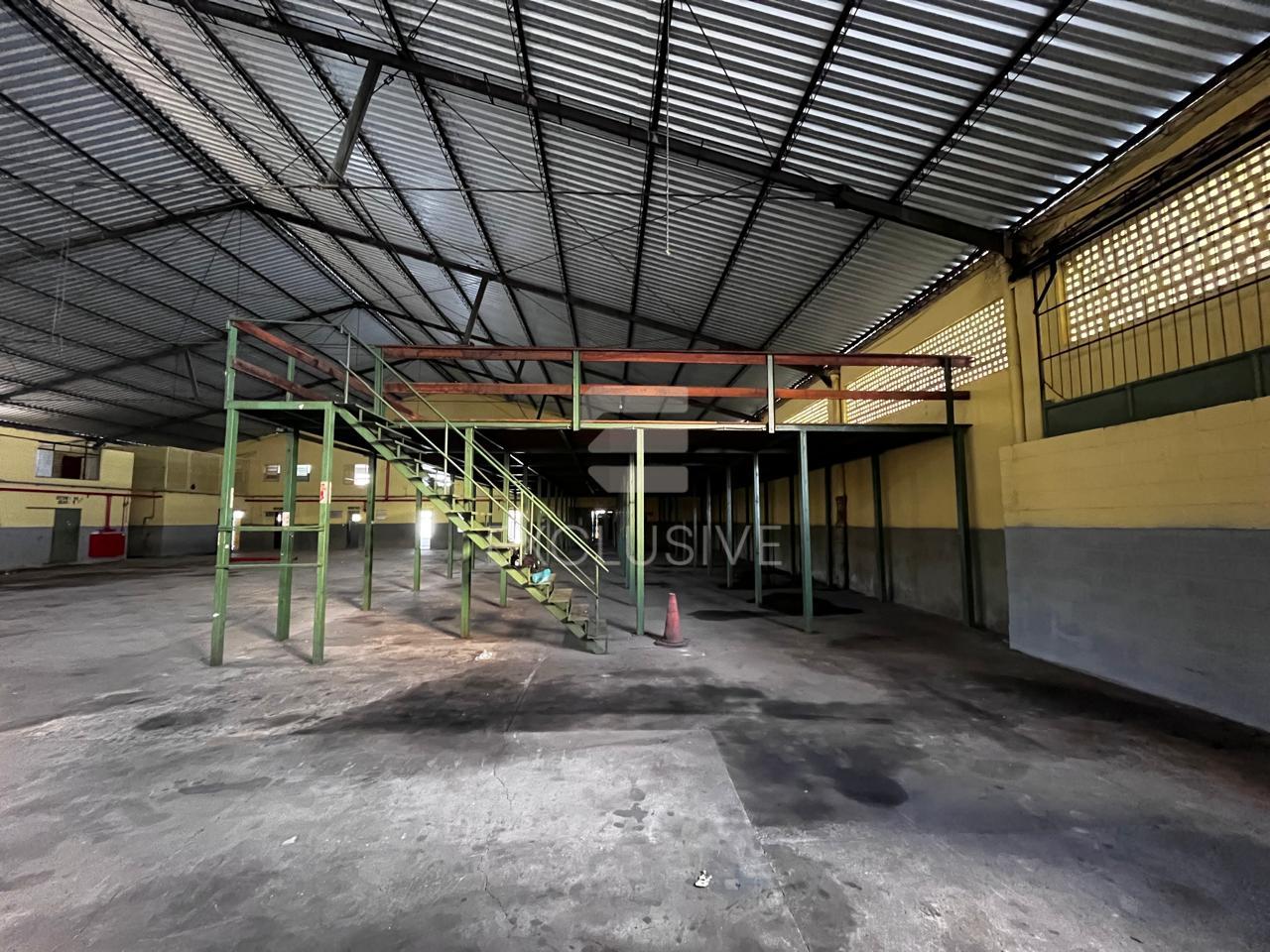 EXCELENTE GALP&Atilde;O AMPLO COM TODA INFRAESTRUTURA PARA LOCA&Ccedil;&Atilde;O - NOVA FRIBURGO Rua Rosa Pinheiro Nova Friburgo - 