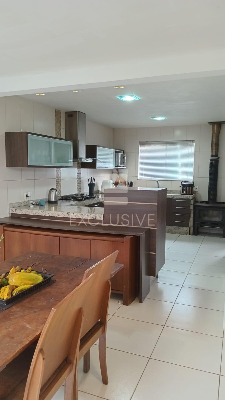 EXCELENTE CASA PARA LOCA&Ccedil;&Atilde;O R$5.500,00 - PARQUE SANTA ELISA - NOVA FRIBURGO Rua Luterbak Nova Friburgo - 