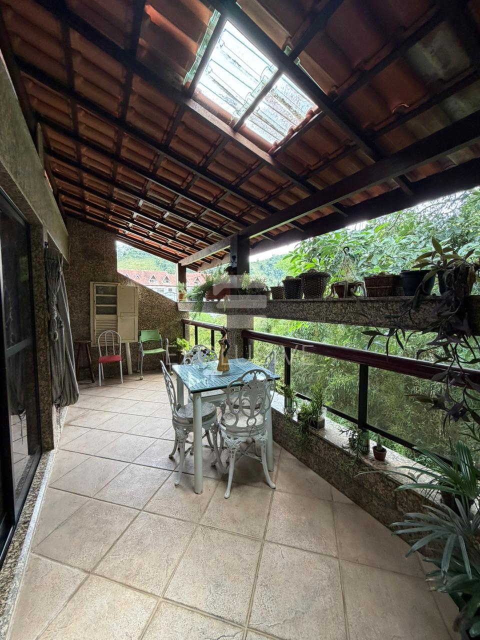 Cobertura com 4 dormit&oacute;rios &agrave; venda, 364 m&sup2; por R$ 1.300.000,00 - Centro -  Nova Friburgo Rua Augusto Spinelli Nova Friburgo - 