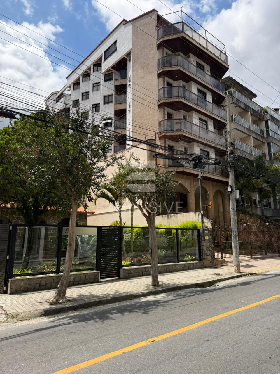 Cobertura com 4 dormit&oacute;rios &agrave; venda, 364 m&sup2; por R$ 1.300.000,00 - Centro -  Nova Friburgo Rua Augusto Spinelli Nova Friburgo - 
