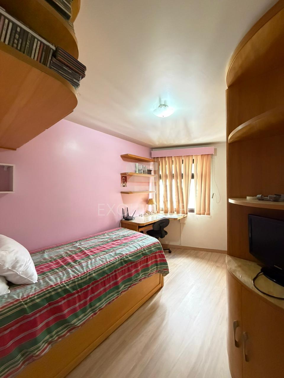 Cobertura com 4 dormit&oacute;rios &agrave; venda, 364 m&sup2; por R$ 1.300.000,00 - Centro -  Nova Friburgo Rua Augusto Spinelli Nova Friburgo - 