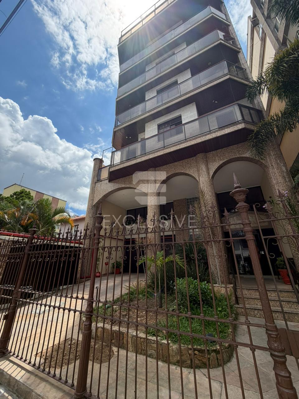 Cobertura com 4 dormit&oacute;rios &agrave; venda, 364 m&sup2; por R$ 1.300.000,00 - Centro -  Nova Friburgo Rua Augusto Spinelli Nova Friburgo - 
