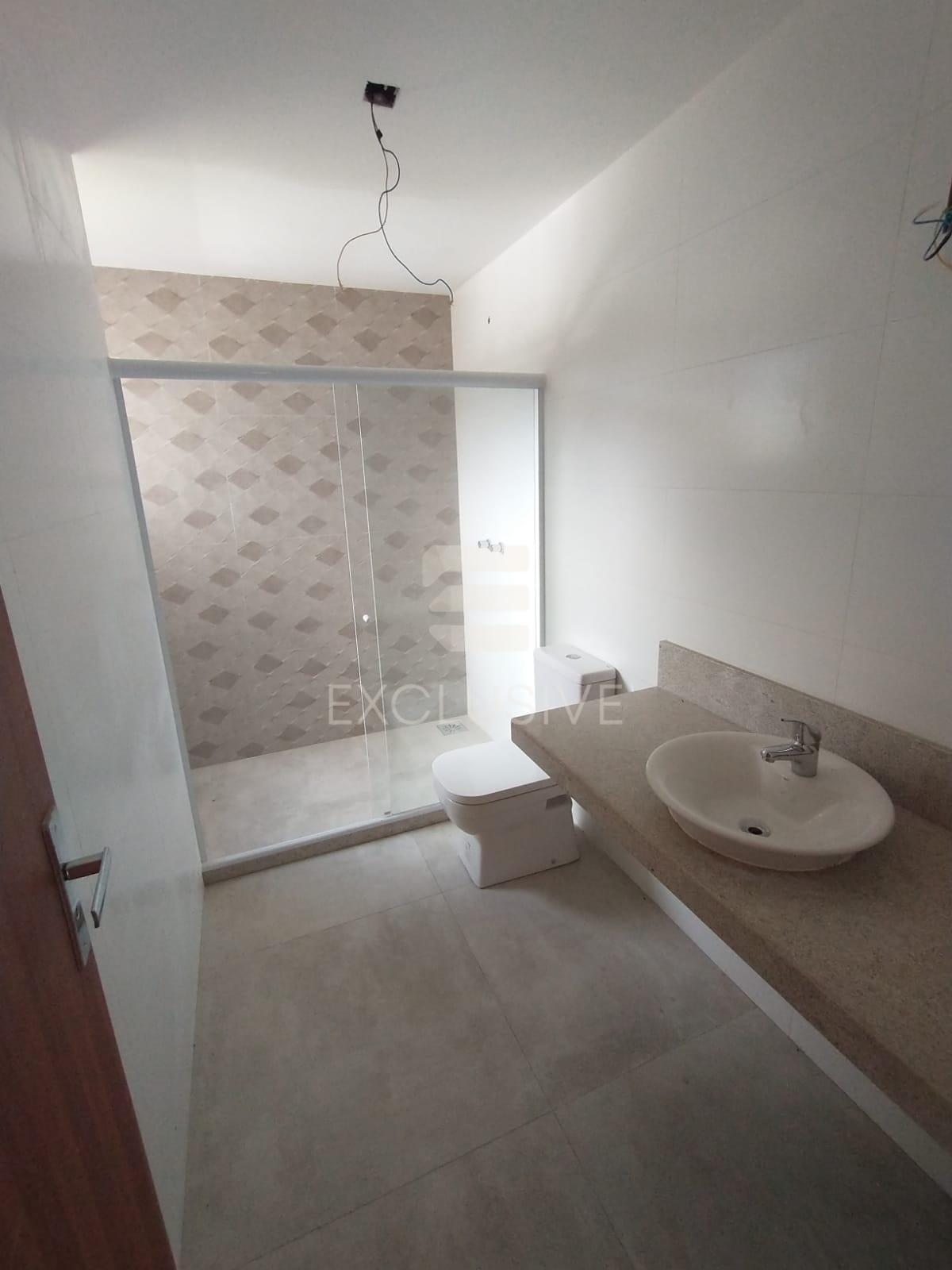 Casa com 3 dormit&oacute;rios &agrave; venda, 220 m&sup2; por R$ 1.100.000 - C&ocirc;nego - Nova Friburgo  Nova Friburgo - 
