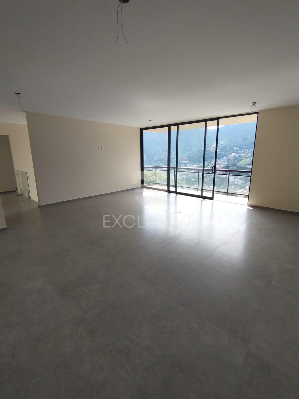 Casa com 3 dormit&oacute;rios &agrave; venda, 220 m&sup2; por R$ 1.100.000 - C&ocirc;nego - Nova Friburgo  Nova Friburgo - 
