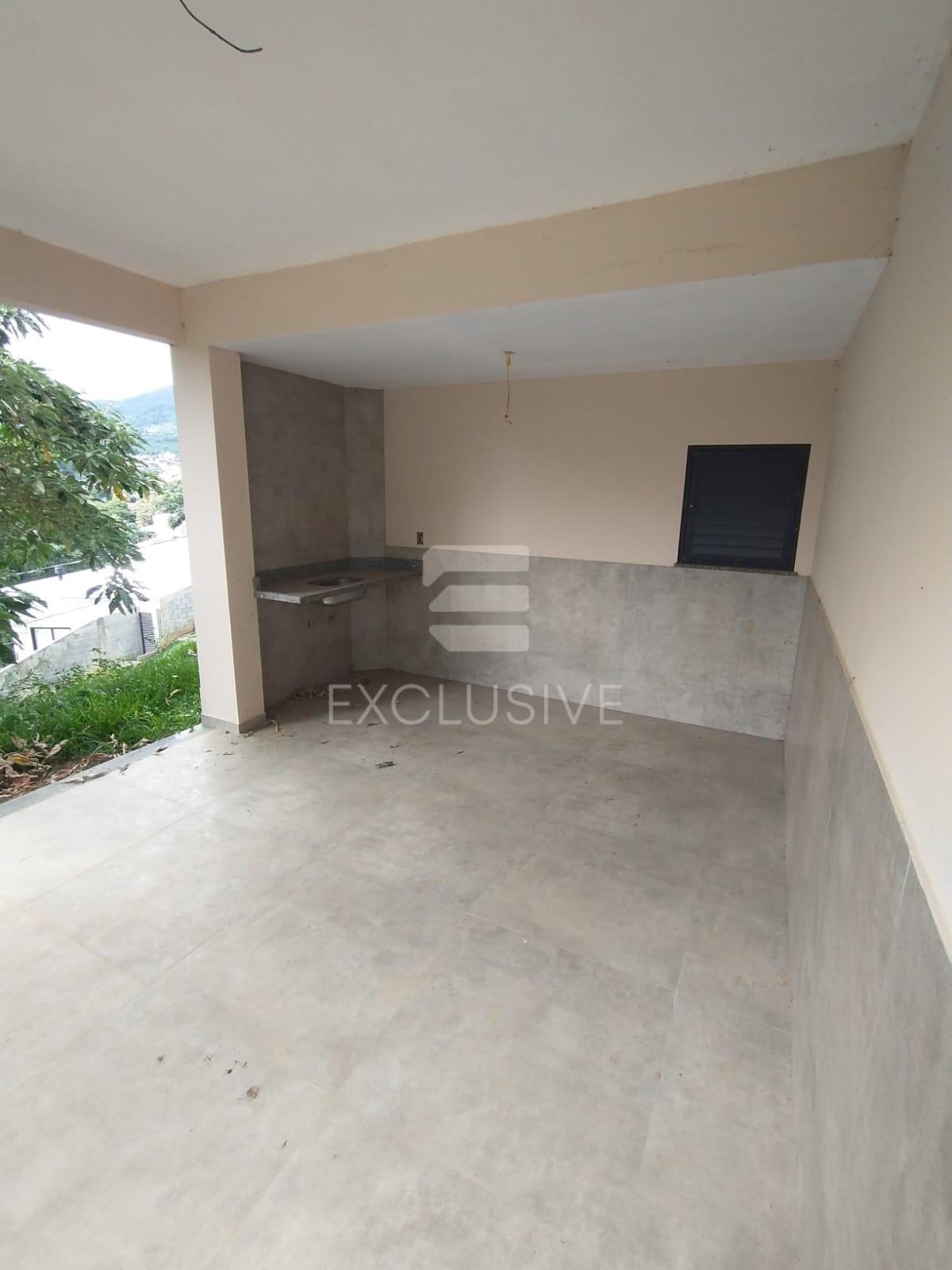 Casa com 3 dormit&oacute;rios &agrave; venda, 220 m&sup2; por R$ 1.100.000 - C&ocirc;nego - Nova Friburgo  Nova Friburgo - 
