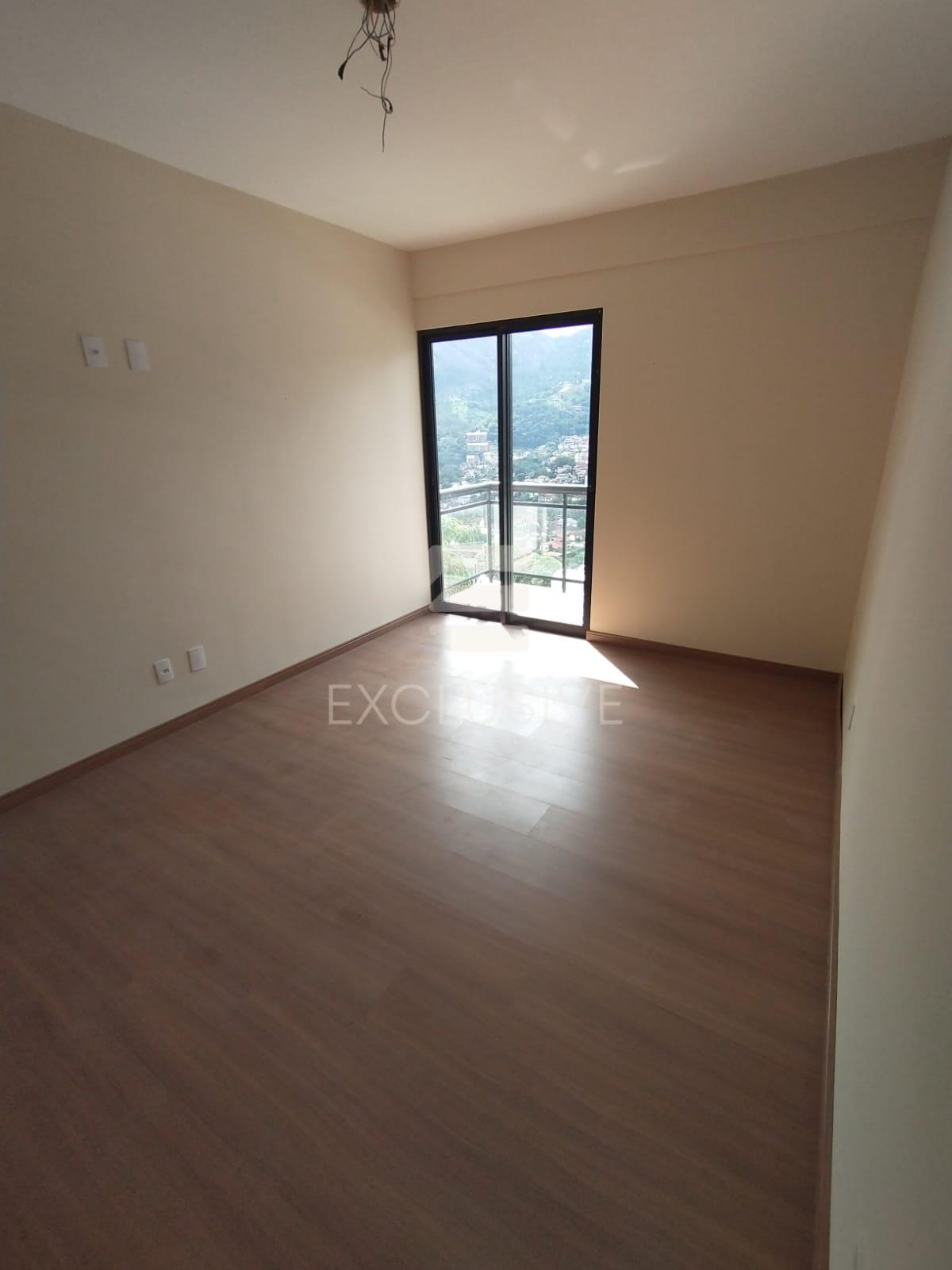 Casa com 3 dormit&oacute;rios &agrave; venda, 220 m&sup2; por R$ 1.100.000 - C&ocirc;nego - Nova Friburgo  Nova Friburgo - 