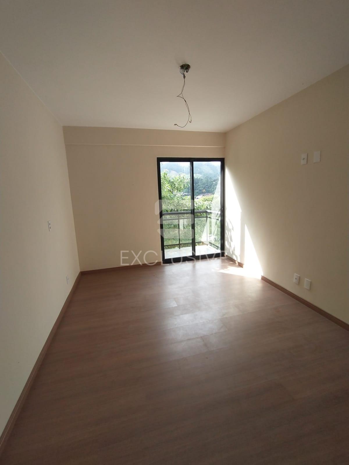 Casa com 3 dormit&oacute;rios &agrave; venda, 220 m&sup2; por R$ 1.100.000 - C&ocirc;nego - Nova Friburgo  Nova Friburgo - 