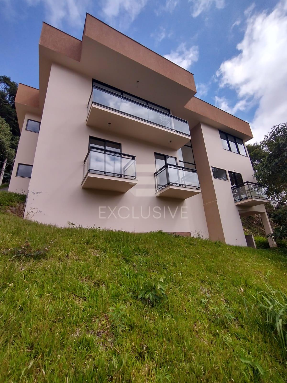 Casa com 3 dormit&oacute;rios &agrave; venda, 220 m&sup2; por R$ 1.100.000 - C&ocirc;nego - Nova Friburgo  Nova Friburgo - 