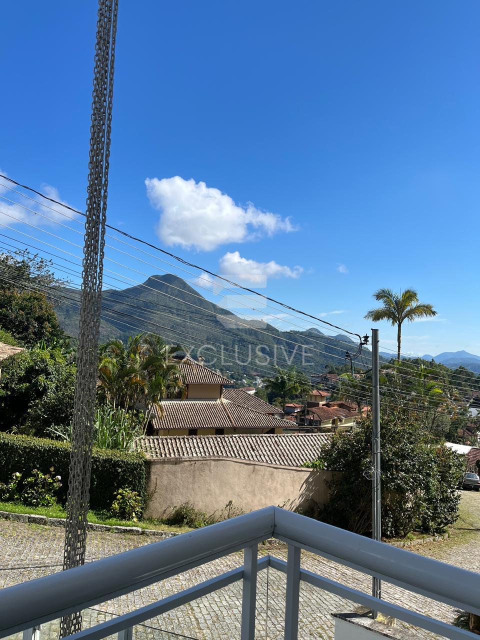 Casa com 4 dormit&oacute;rios &agrave; venda, 231 m&sup2; por R$ 990.000,00 -Cascatinha - Nova Friburgo/RJ  Nova Friburgo - 