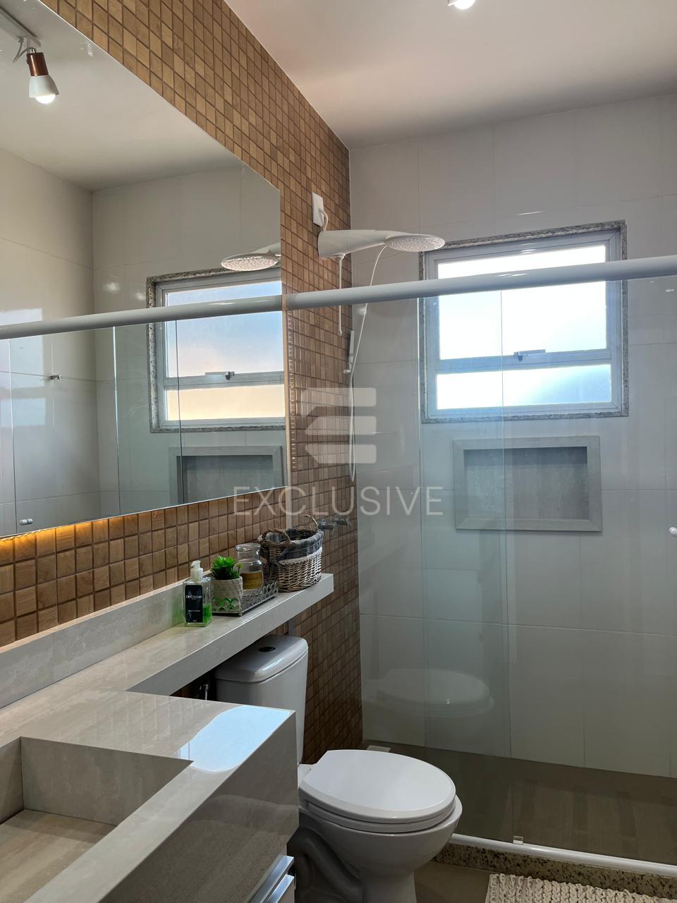 Casa com 4 dormit&oacute;rios &agrave; venda, 231 m&sup2; por R$ 990.000,00 -Cascatinha - Nova Friburgo/RJ  Nova Friburgo - 