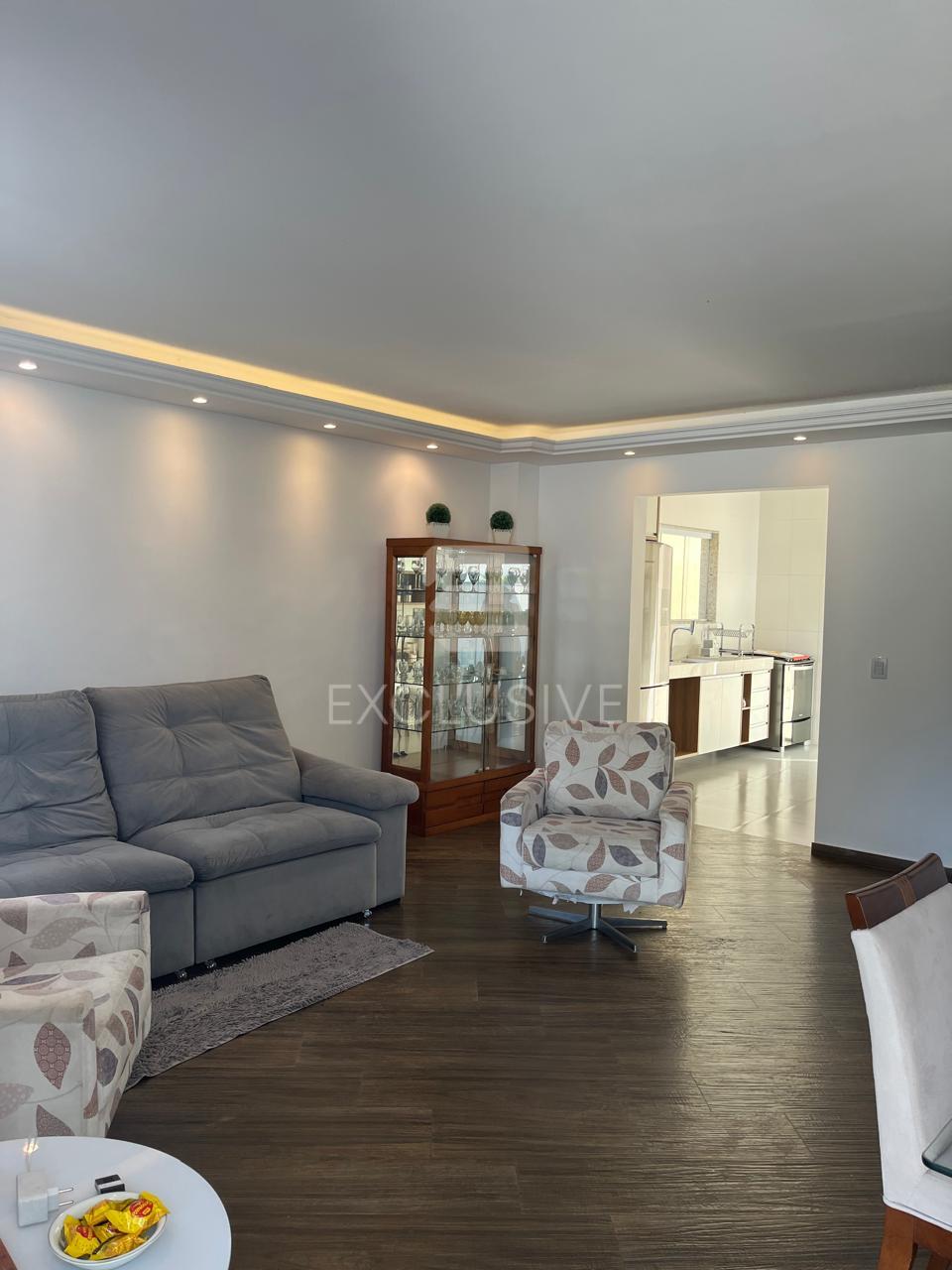 Casa com 4 dormit&oacute;rios &agrave; venda, 231 m&sup2; por R$ 990.000,00 -Cascatinha - Nova Friburgo/RJ  Nova Friburgo - 