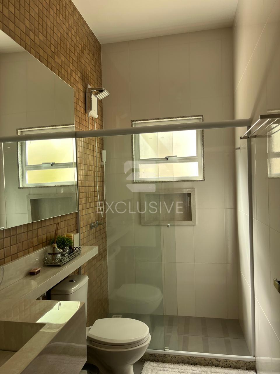 Casa com 4 dormit&oacute;rios &agrave; venda, 231 m&sup2; por R$ 990.000,00 -Cascatinha - Nova Friburgo/RJ  Nova Friburgo - 